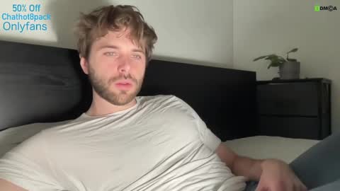 Snapshot of hot8pack01 chatting on February 2025 09:07:02 PM Edward aka Wolf online show from February 2025 09:07:02 PM