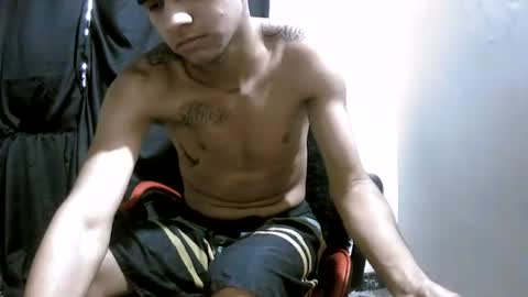 Snapshot of hot__mechanic chatting on July 2026 01:35:02 PM hot__mechanic online show from July 2026 01:35:02 PM