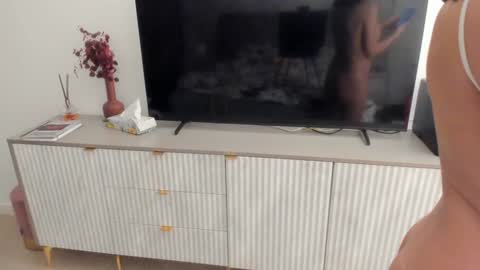 AnaVicky online show from March 2025 08:00:01 PM