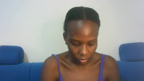 Snapshot of hot_berry2003 chatting on February 2025 06:09:01 AM Millie online show from February 2025 06:09:01 AM