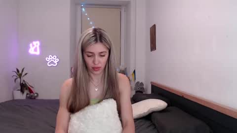 Dashka online show from December 2024 01:14:01 AM