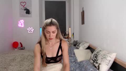 Dashka online show from October 2025 09:03:01 PM