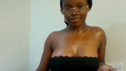 Snapshot of hot_cammy08 chatting on June 2026 08:11:01 PM sweet cammy online show from June 2026 08:11:01 PM