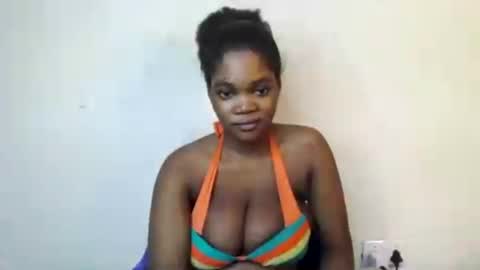 Snapshot of hot_choccoolate chatting on August 2026 01:42:01 PM Zarah online show from August 2026 01:42:01 PM
