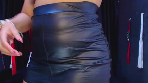 hot chocolate 4u online show from January 2025 03:14:02 PM