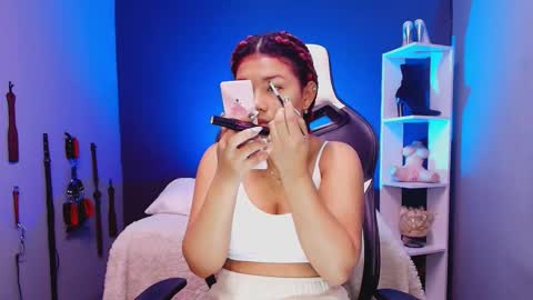 hot chocolate 4u online show from December 2025 12:21:02 PM