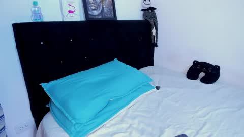 Snapshot of hot_couple_tattooo chatting on May 2026 03:24:02 AM Emily Christian online show from May 2026 03:24:02 AM