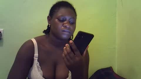 Snapshot of hot_girlly chatting on November 2025 06:29:01 PM hot_girlly online show from November 2025 06:29:01 PM