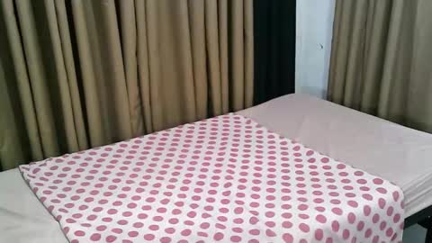 hot_jenile01 online show from September 2025 11:42:01 PM