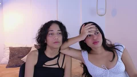 Alana online show from November 2025 09:24:02 PM