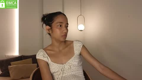 Snapshot of hot_little_bunny chatting on May 2026 10:07:01 PM Alana online show from May 2026 10:07:01 PM