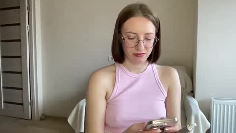 Lina online show from January 2025 12:09:02 PM