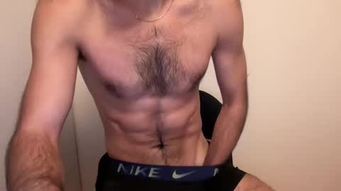 hot_men_athlete online show from January 2026 09:02:02 AM