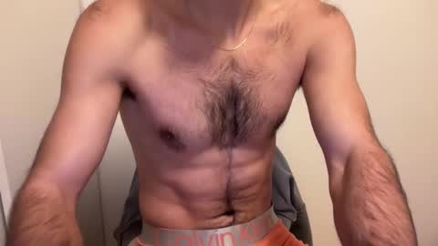 Snapshot of hot_men_athlete chatting on January 2026 12:31:01 PM hot_men_athlete online show from January 2026 12:31:01 PM