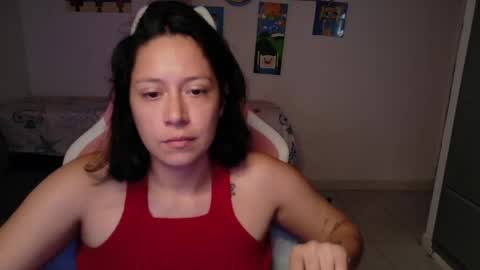 Snapshot of hot_mommymia chatting on June 2026 03:40:02 PM Mia online show from June 2026 03:40:02 PM
