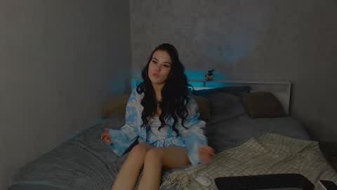 hot_oksi online show from April 2026 11:10:01 AM
