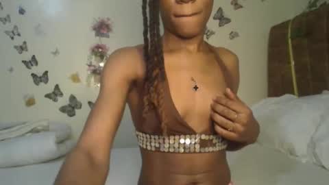 Snapshot of hot_petite100 chatting on October 2025 11:18:01 PM hot petite100 online show from October 2025 11:18:01 PM