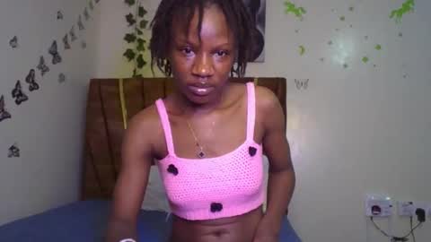 Snapshot of hot_petite100 chatting on November 2025 07:56:02 PM hot petite100 online show from November 2025 07:56:02 PM