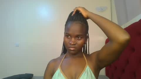 Snapshot of hot_petite12 chatting on July 2026 05:06:02 PM Petite online show from July 2026 05:06:02 PM