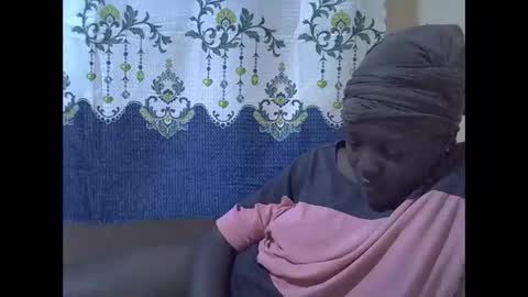 RAYLAH online show from January 2026 08:11:02 PM