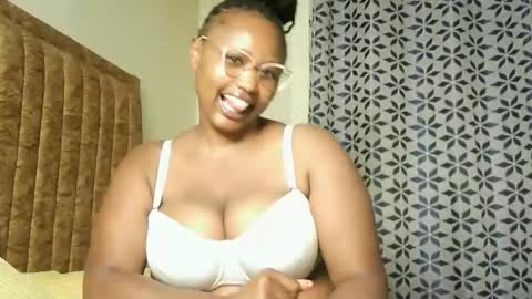 Snapshot of hot_sexxy_babe chatting on February 2026 08:01:01 PM Mercy online show from February 2026 08:01:01 PM