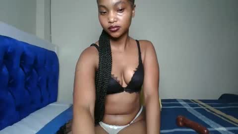 Snapshot of hot_sexy_babe chatting on May 2026 01:41:01 PM Bellah online show from May 2026 01:41:01 PM