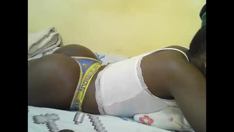 Snapshot of hot_shannia chatting on May 2026 07:48:02 AM hot_shannia online show from May 2026 07:48:02 AM
