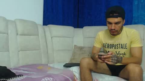 Hot Sharks   online show from March 2026 07:58:01 AM