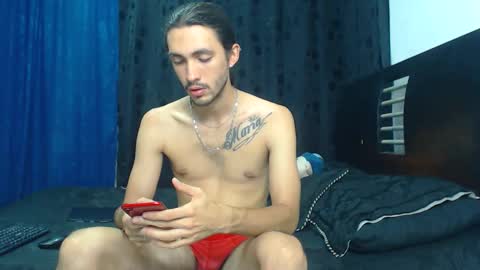 Hot Sharks   online show from April 2026 07:06:02 AM