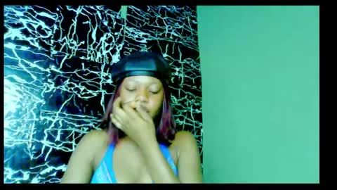 Snapshot of hot_stellaa chatting on December 2024 11:33:02 PM Stella online show from December 2024 11:33:02 PM