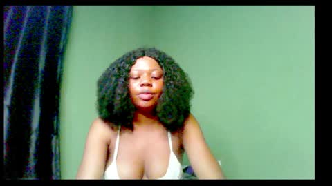 Snapshot of hot_stellaa chatting on January 2025 06:32:02 PM Stella online show from January 2025 06:32:02 PM