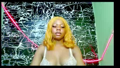 Snapshot of hot_stellaa chatting on February 2025 11:10:02 AM Stella online show from February 2025 11:10:02 AM