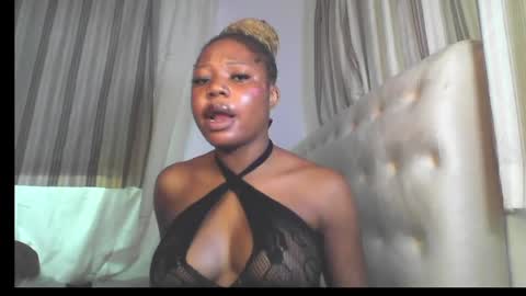 Snapshot of hot_stellaa chatting on June 2026 11:55:01 AM Stella online show from June 2026 11:55:01 AM