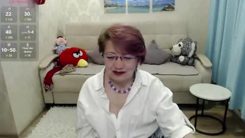 Sofia online show from May 2026 01:49:02 PM