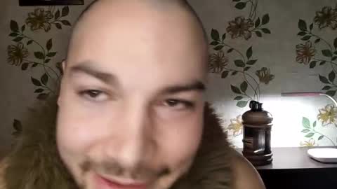 Kristiyan online show from February 2026 10:44:01 PM