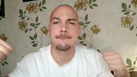 Kristiyan online show from March 2026 07:29:01 PM