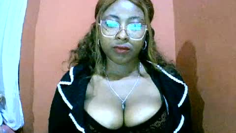 hotarian1 online show from June 2026 07:06:02 AM