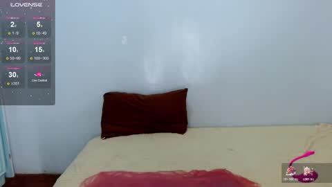 Snapshot of hotasian_mama chatting on March 2026 08:43:01 AM Grace online show from March 2026 08:43:01 AM