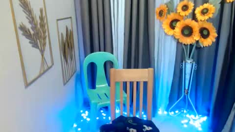 Snapshot of hotasian_richard chatting on April 2026 06:13:01 AM hotasian_richard online show from April 2026 06:13:01 AM