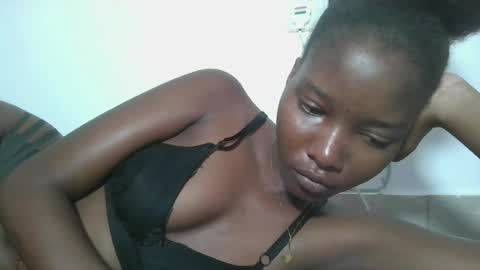 Snapshot of hotbabbee chatting on June 2026 04:57:01 AM love online show from June 2026 04:57:01 AM
