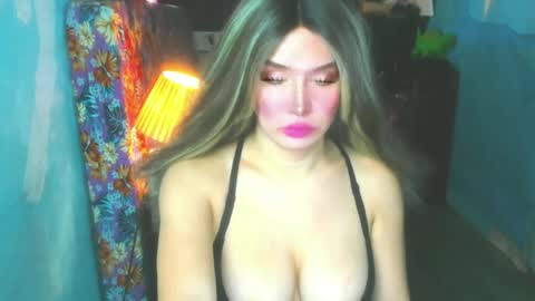 Snapshot of hotbabe_tanya chatting on June 2026 02:25:05 AM T A N Y A online show from June 2026 02:25:05 AM