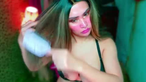 Snapshot of hotbabe_tanya chatting on July 2026 03:04:01 AM T A N Y A online show from July 2026 03:04:01 AM
