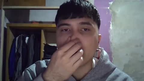 Snapshot of hotbaby6900 chatting on October 2025 09:43:02 AM hotbaby6900 online show from October 2025 09:43:02 AM