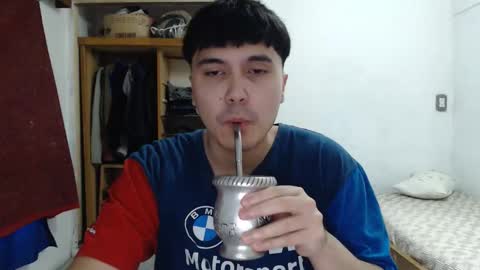 Snapshot of hotbaby6900 chatting on November 2025 11:21:02 AM hotbaby6900 online show from November 2025 11:21:02 AM