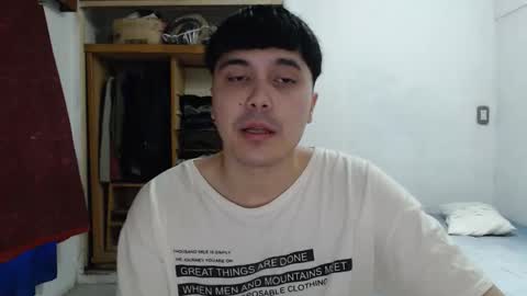 Snapshot of hotbaby6900 chatting on November 2025 10:28:02 AM hotbaby6900 online show from November 2025 10:28:02 AM