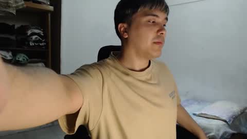 Snapshot of hotbaby6900 chatting on January 2026 10:20:01 AM hotbaby6900 online show from January 2026 10:20:01 AM