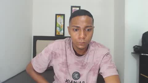 hotboyluxe online show from February 2026 11:30:02 AM