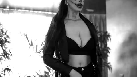 Anais online show from October 2025 09:54:02 AM