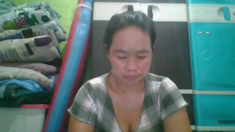 hotchicks4uxx online show from February 2025 04:50:02 AM