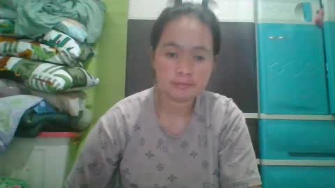 hotchicks4uxx online show from February 2025 04:27:02 AM